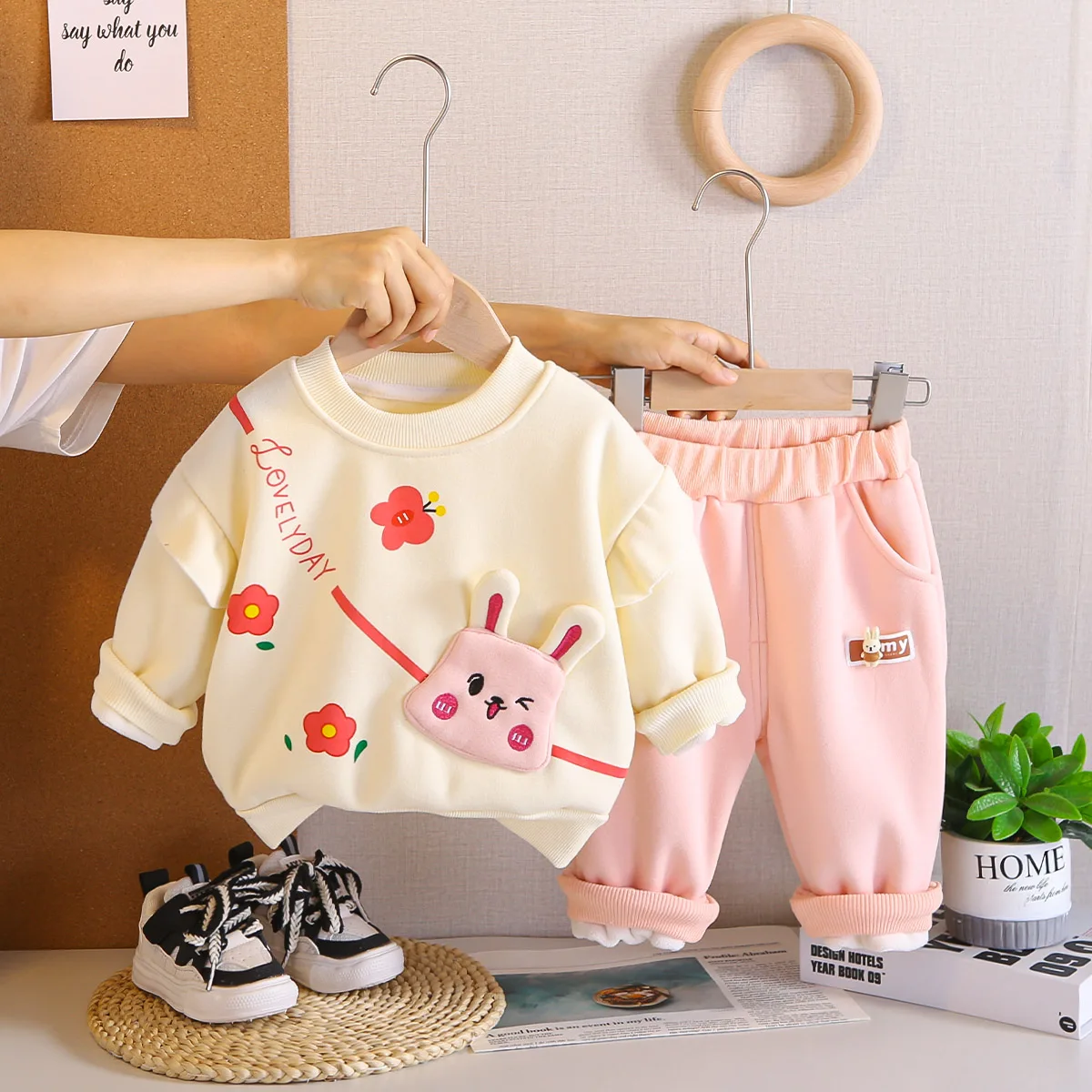 

Милый круглый комплект с капюшоном и штанами для девочек, осенняя модная детская одежда, длинные штаны све, комплект из двух предметов для детей