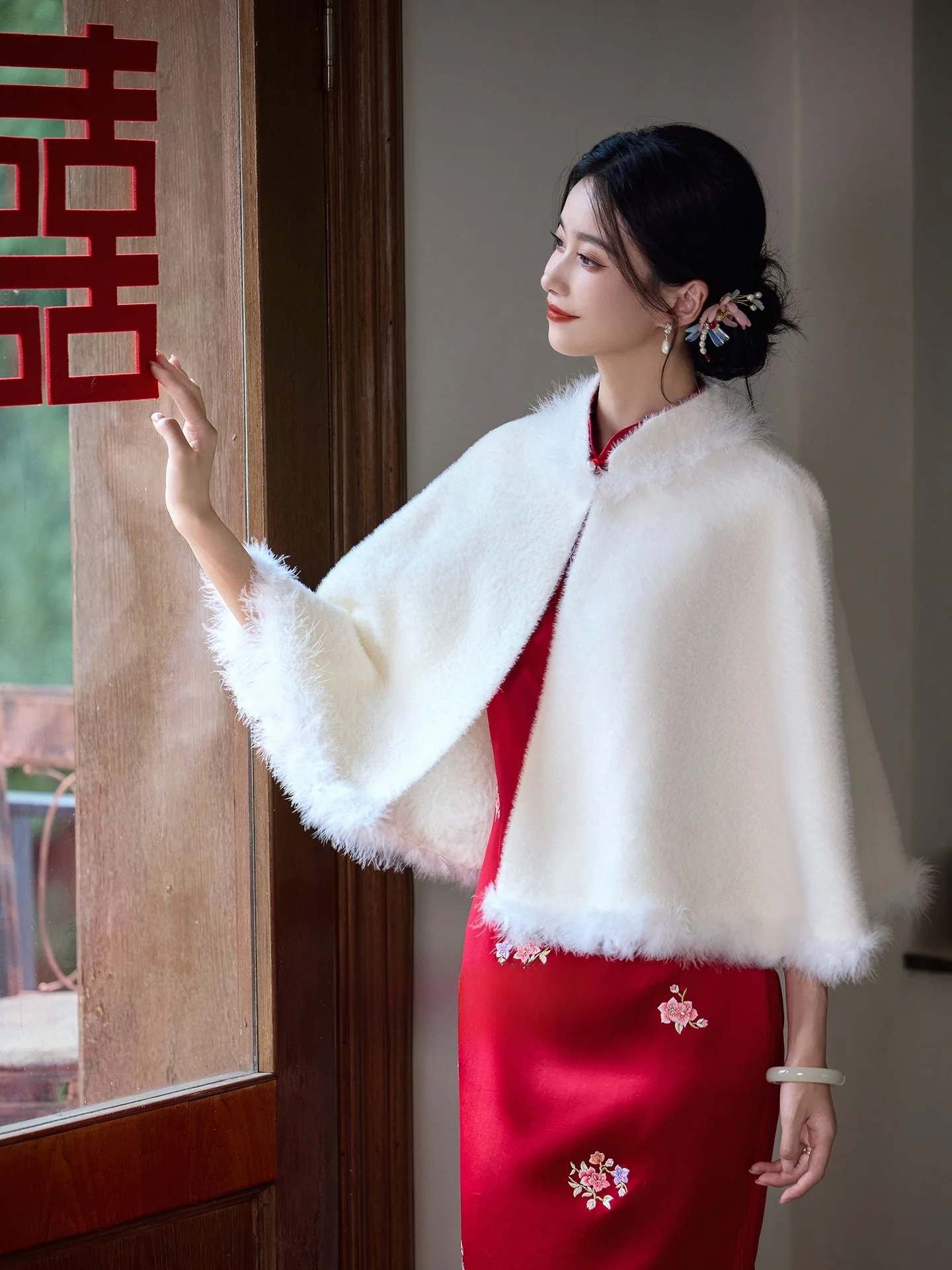 Young Women's White Shawl Coat Wedding Dress Outerwear Autumn Winter Fashionable Versatile Chinese Style Warmth Pure Color