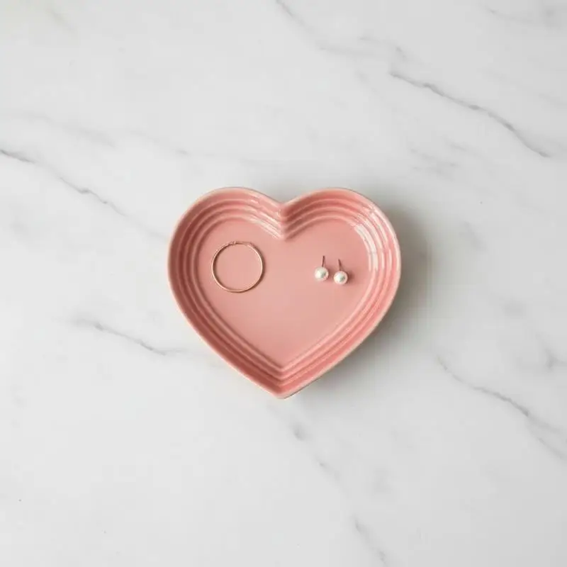 Ceramic Cat Bowl Extra Heart-Shaped Wide Anti Vomiting Stress Free Design12cm Durable Ceramic Pet Bowl For Small Cats Dogs