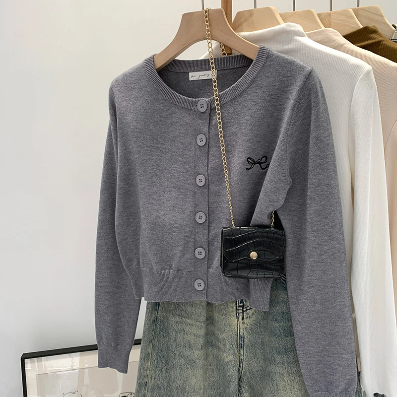 

Casual Long Sleeve Embroidery Knitted Sweater Women Cardigans O-Neck Black Knit Sweater Cardigan Women Tops Women Clothing Q3351