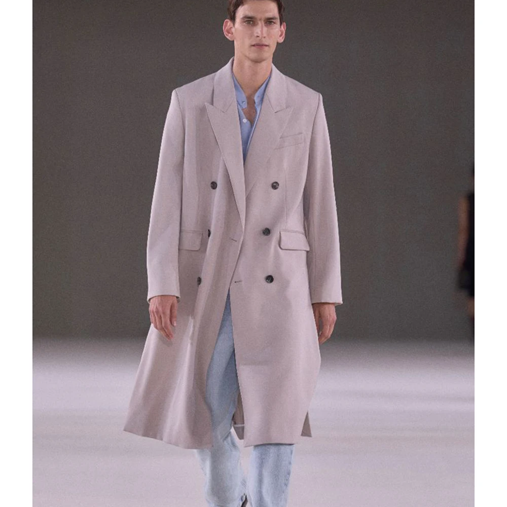 

Мужское удлиненное двубортное пальто оверсайз свободного кроя в стиле casual, цвет светло-абрикосовый, с отложным воротником, для офиса