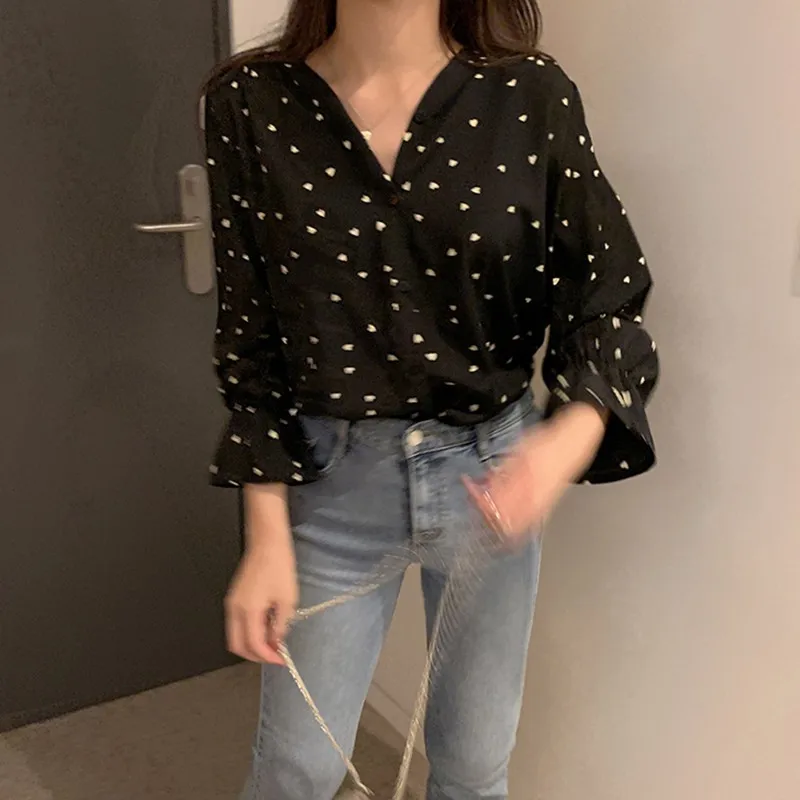 Spring V-neck Love Print Shirt Sweet Fashion Long Sleeve Loose Petal Sleeve Blouse