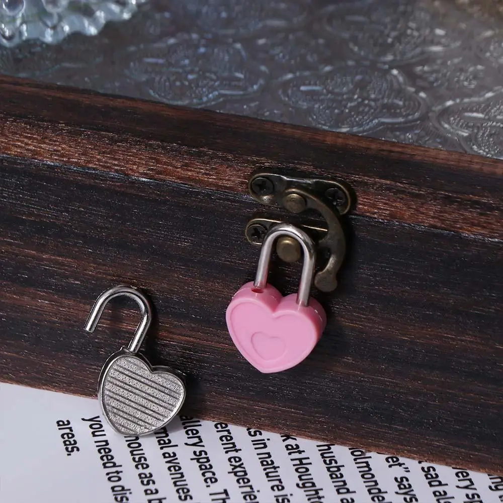 10pcs Vintage Plastic Mini Padlock with 2 Keys Romantic Heart Shape Padlock Cute Antique Style Diary Padlocks Travel