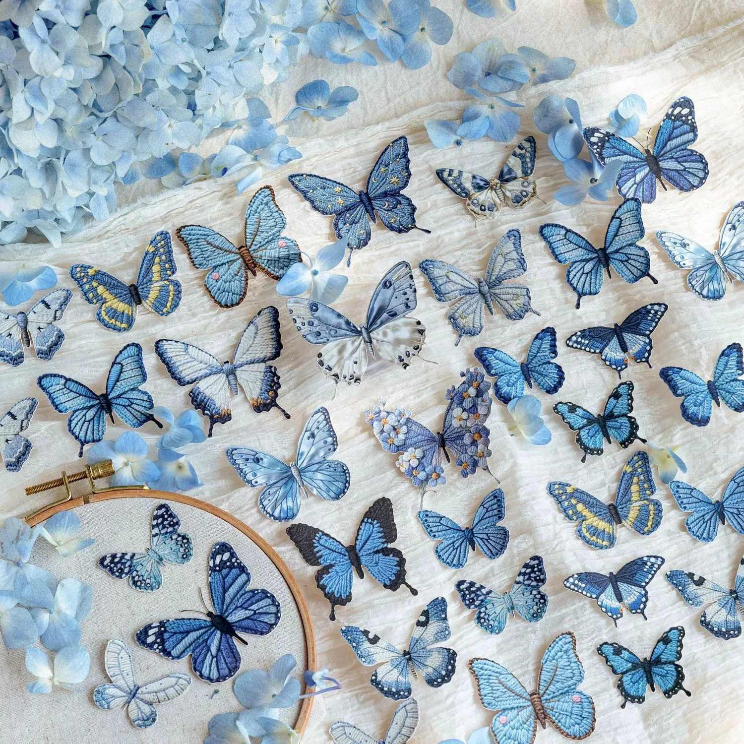20 Pcs/Pack Vintage Butterfly Embroidery Sticker Pack, Fabric Book Series Stickers, Retro Decorative DIY Supplies