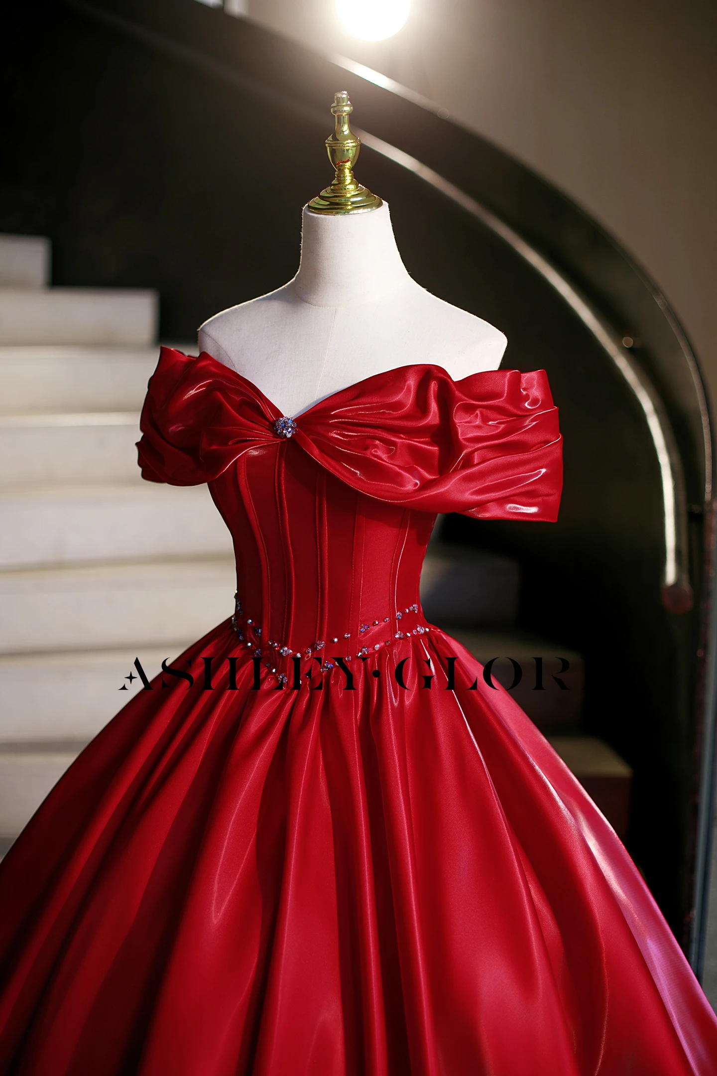 Ashley Gloria Sweet Party Dress Red Quinceanera Dresses Ball Gown Elegant Off Shoulder 15 Year Old Dress Customized 2026