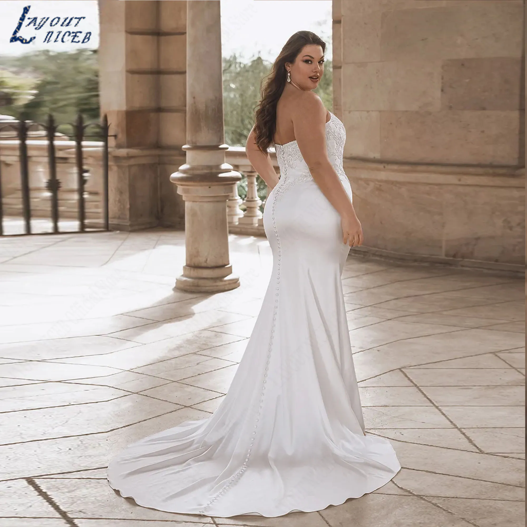 Plus Size Mermaid Wedding Dress for Curvy Luxury Satin Appliques Bride Gown Strapless Backless Buttons vestidos novia Customized