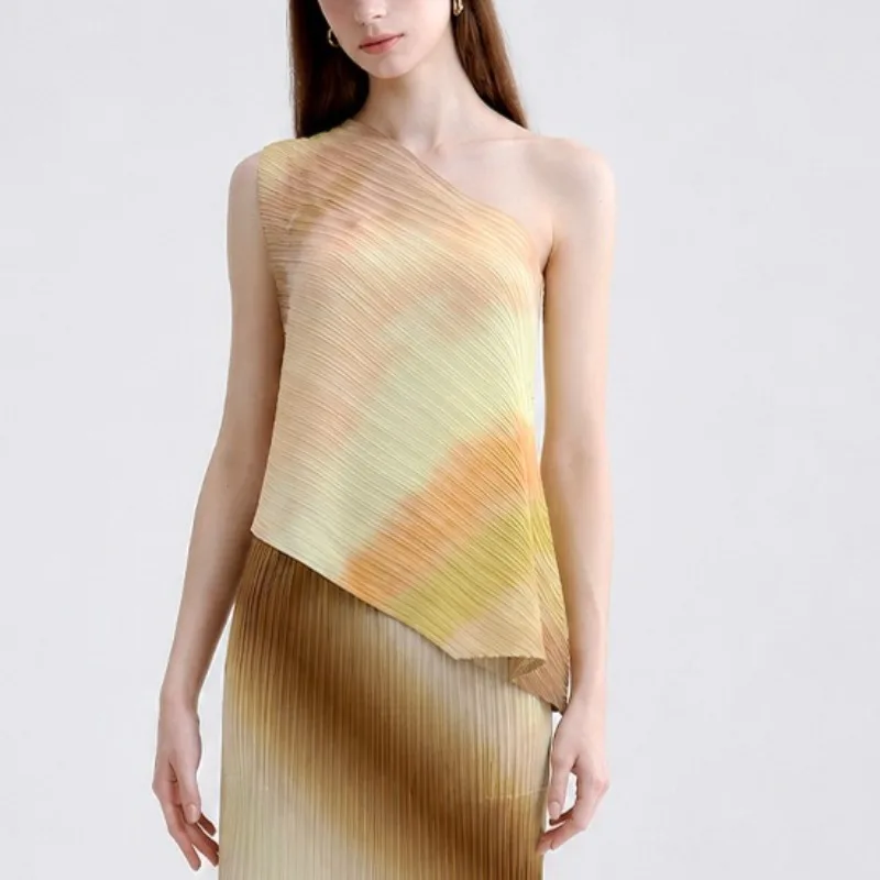 Miyake Pleated Asymmetrical Off-Shoulder T-Shirt 2026 Summer New Simple Casual Sleeveless Off-Shoulder Top Women Draped Clothing