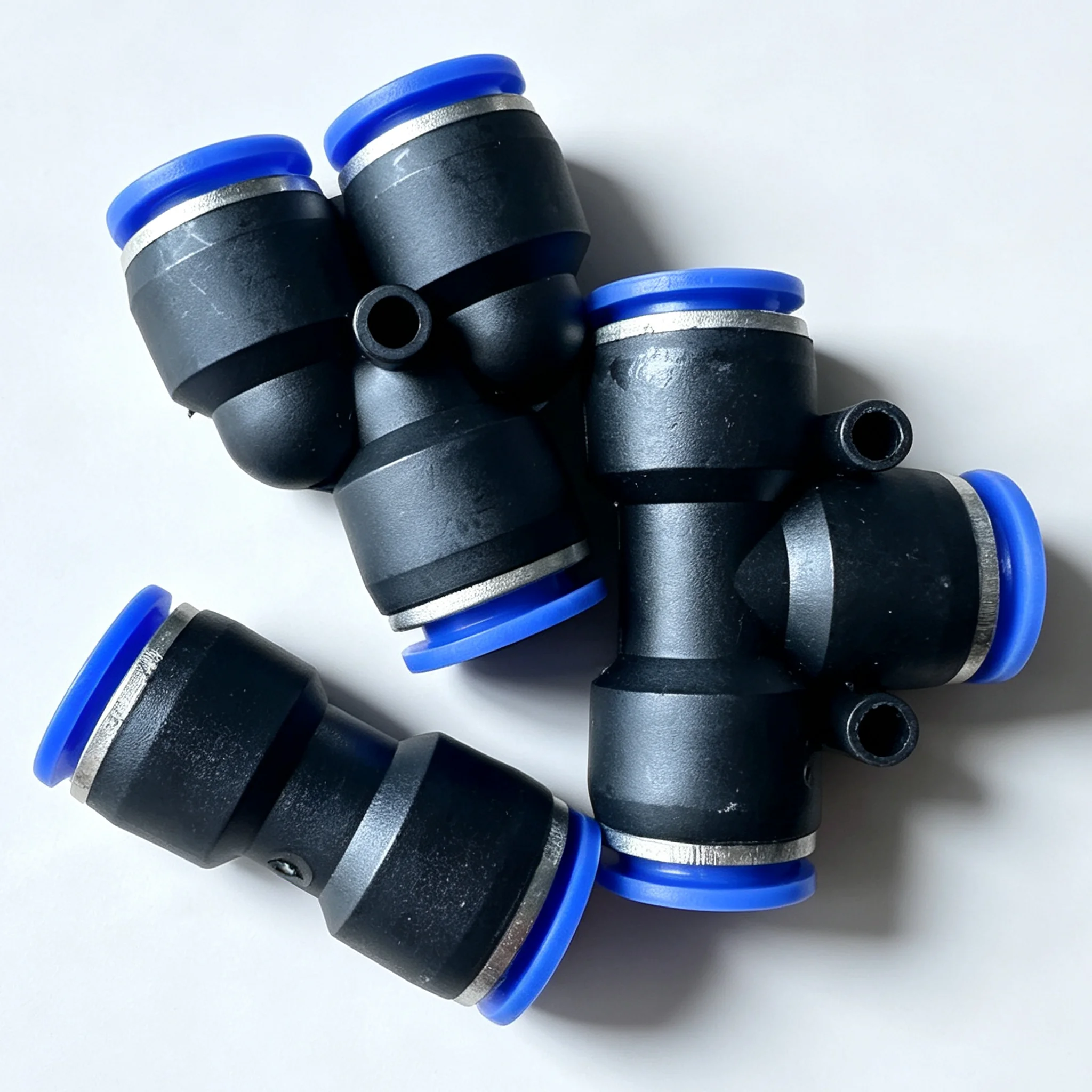 100pcs PE PU PG PY PW Air Connectors 4 6 8 10 12mm Pneumatic Fitting Quick Connect Tee 3Way Plastic Pipe Hose Tube Connector
