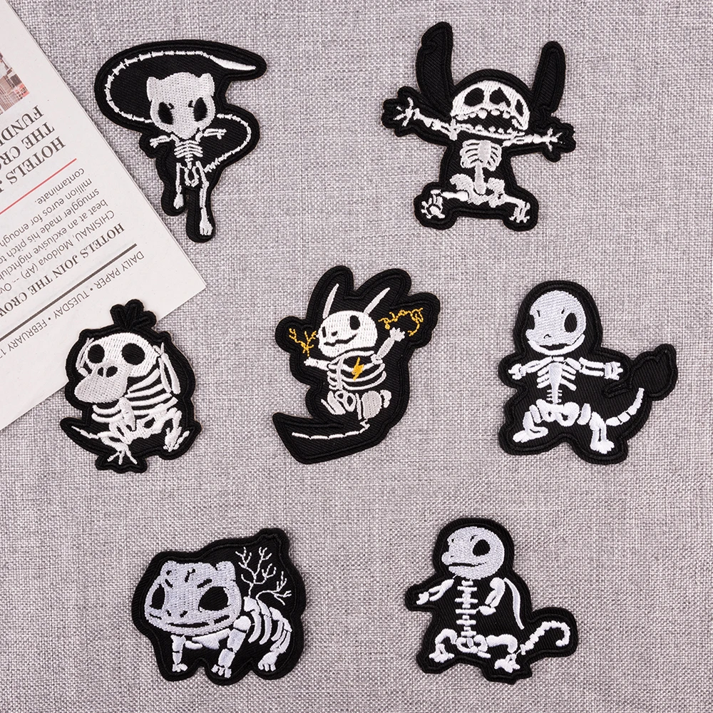 Cartoon Skull Embroidery Iron On Patches Stickers Denim jacket Hole Repair punk Patch Anime Patches For Clothes Badge Decorate