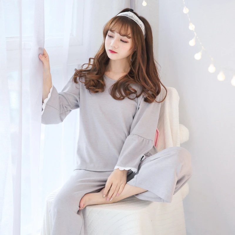 

Women's Comfortable Pajama Set Long-Sleeve Round Neck Top And Elastic Waist Pants Loose Relaxed Fit Autumn Sleepwear Loungewear