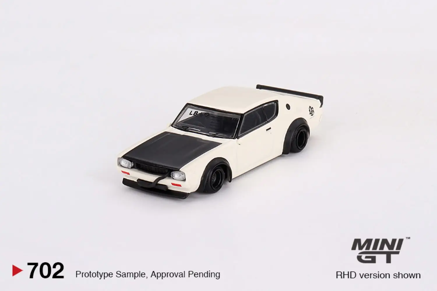 Skyline Kenmeri Liberty Walk White Minigt 702 Diecast Model Car