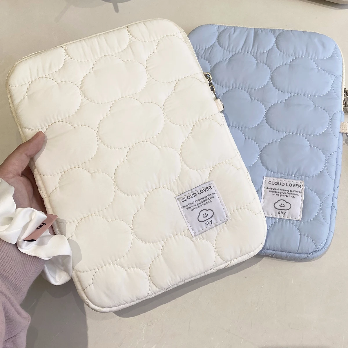 Fluffy Cloud Quilted Computer Sleeve Bag, Gentle Ins-Style Lightweight Shockproof Laptop Protective Cover, iPad Protective Case, Laptop Storage Bag 10～11/13～14/15～ 15.6inch