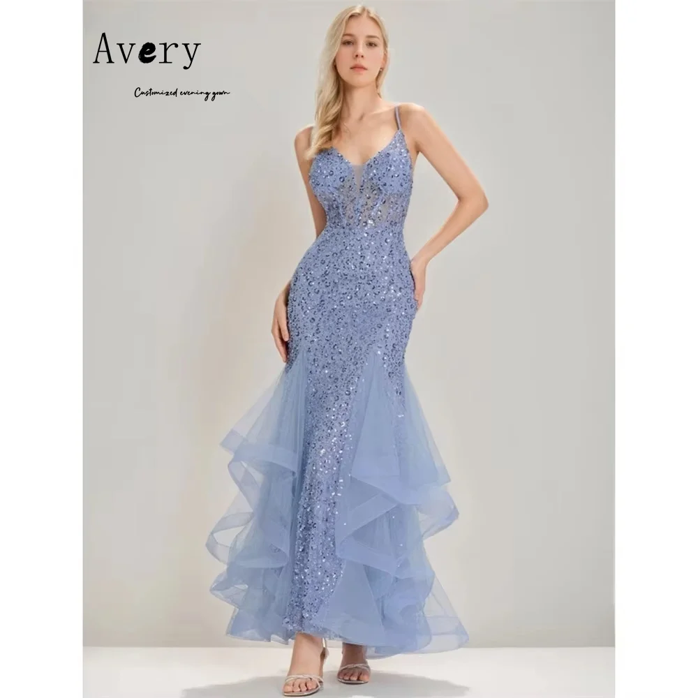 

Avery Customized Blue Rhinestone Thin Shoulder Strap Sleeveless Elegant Women's Dresses for Wedding Party Women's Ball Gown Prom