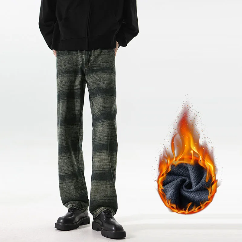 กางเกงยีนส์เดนิมลายทางผู้ชายแบบวอร์ม ซักฟอก สไตล์อเมริกัน สตรีทแวร์ ทรงหลวม ขากว้าง ทรงตรง แฟชั่นลำลอง สำหรับฤดูหนาว