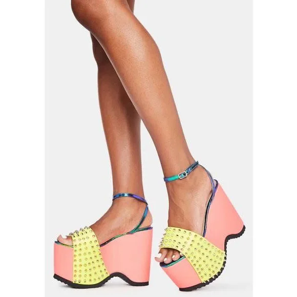 Sandalias de verano con plataforma y punta redonda para mujer, zapatos con remaches, cuñas, tacón alto, hebilla, diseño de correa, talla grande