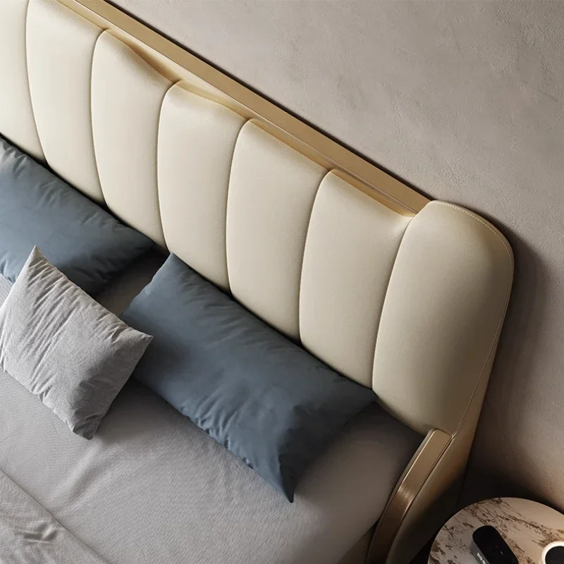 Italian Modern Aesthetics Bed Light Luxury Simple Romantic Bed Bedroom Minimalist Romantic Sleeping Letto Matrimoniale Furniture