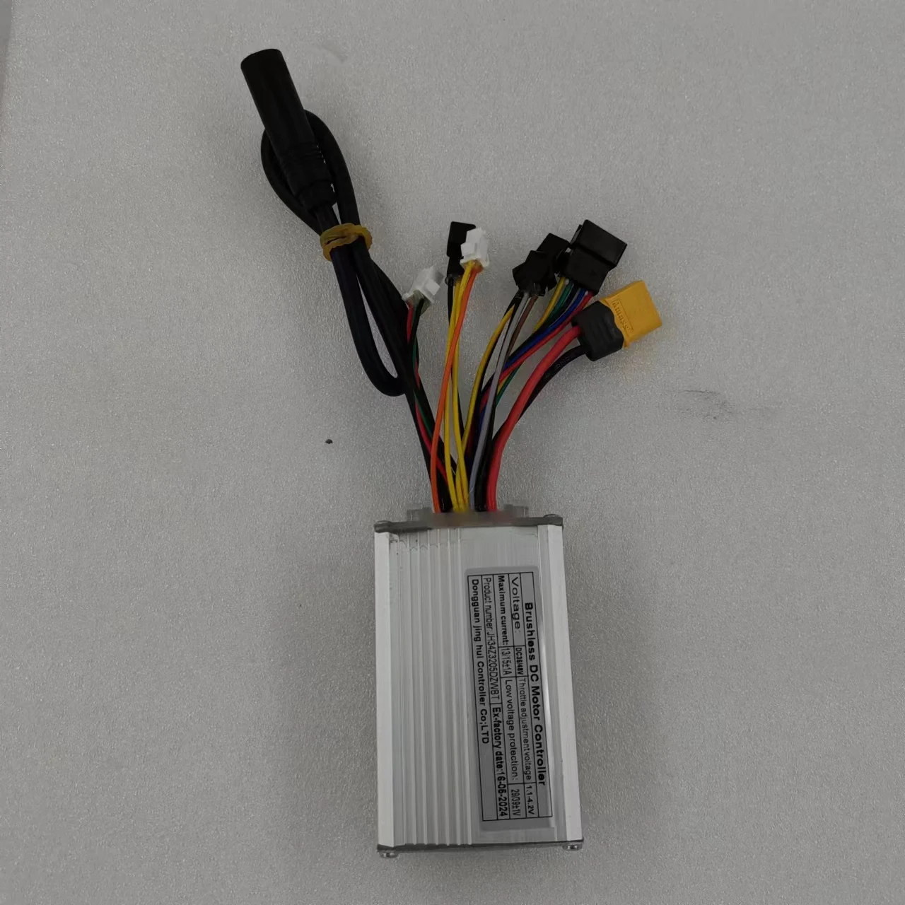 JH34Z3205DZWBT（customized） Brushless Motor Controller Model 13/15A 36/48V Electric Bicycle Accessories Converstion Kits