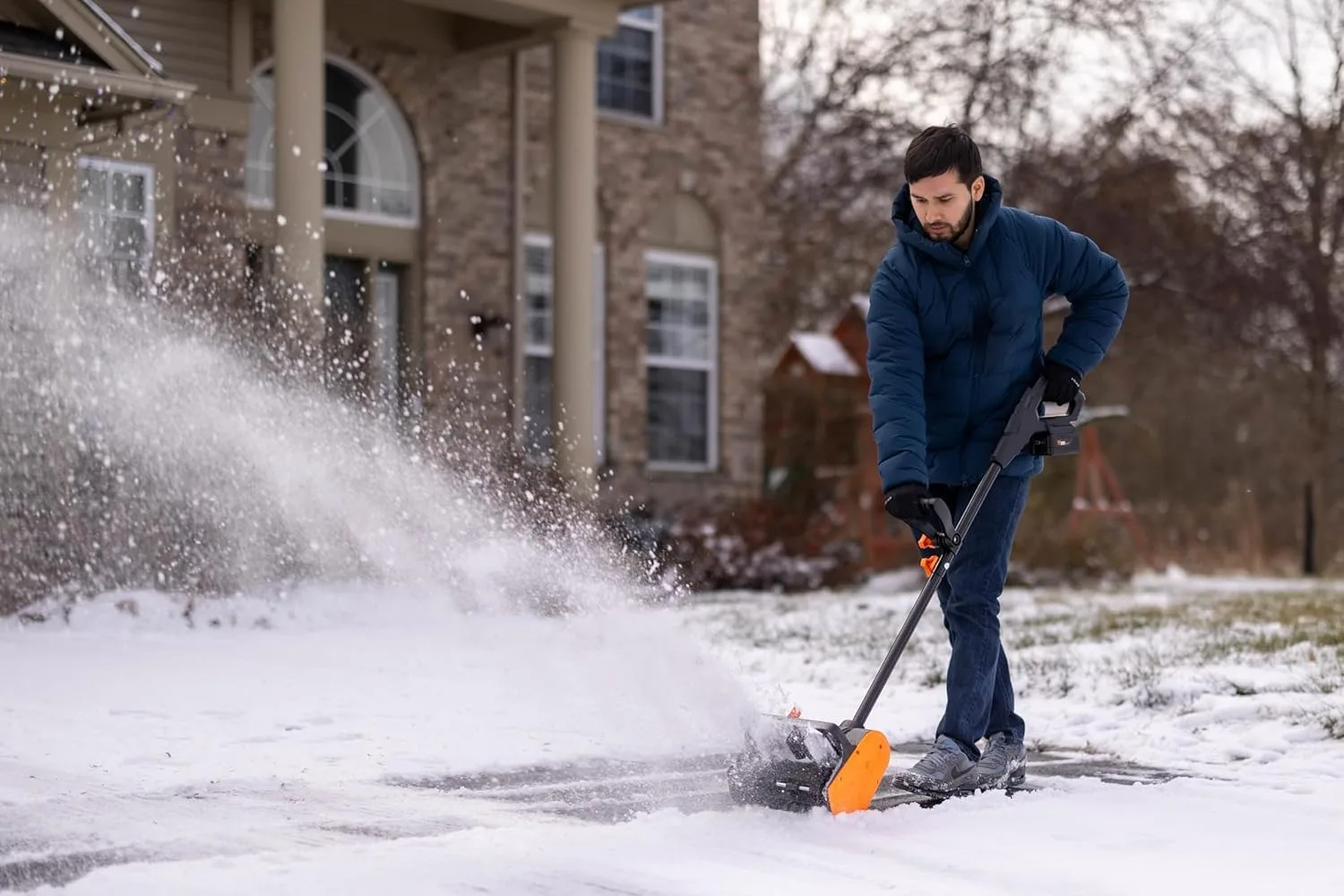 Pala de nieve inalámbrica de 20 V máx. de 12 pulgadas con batería de 5 Ah y cargador (20720)