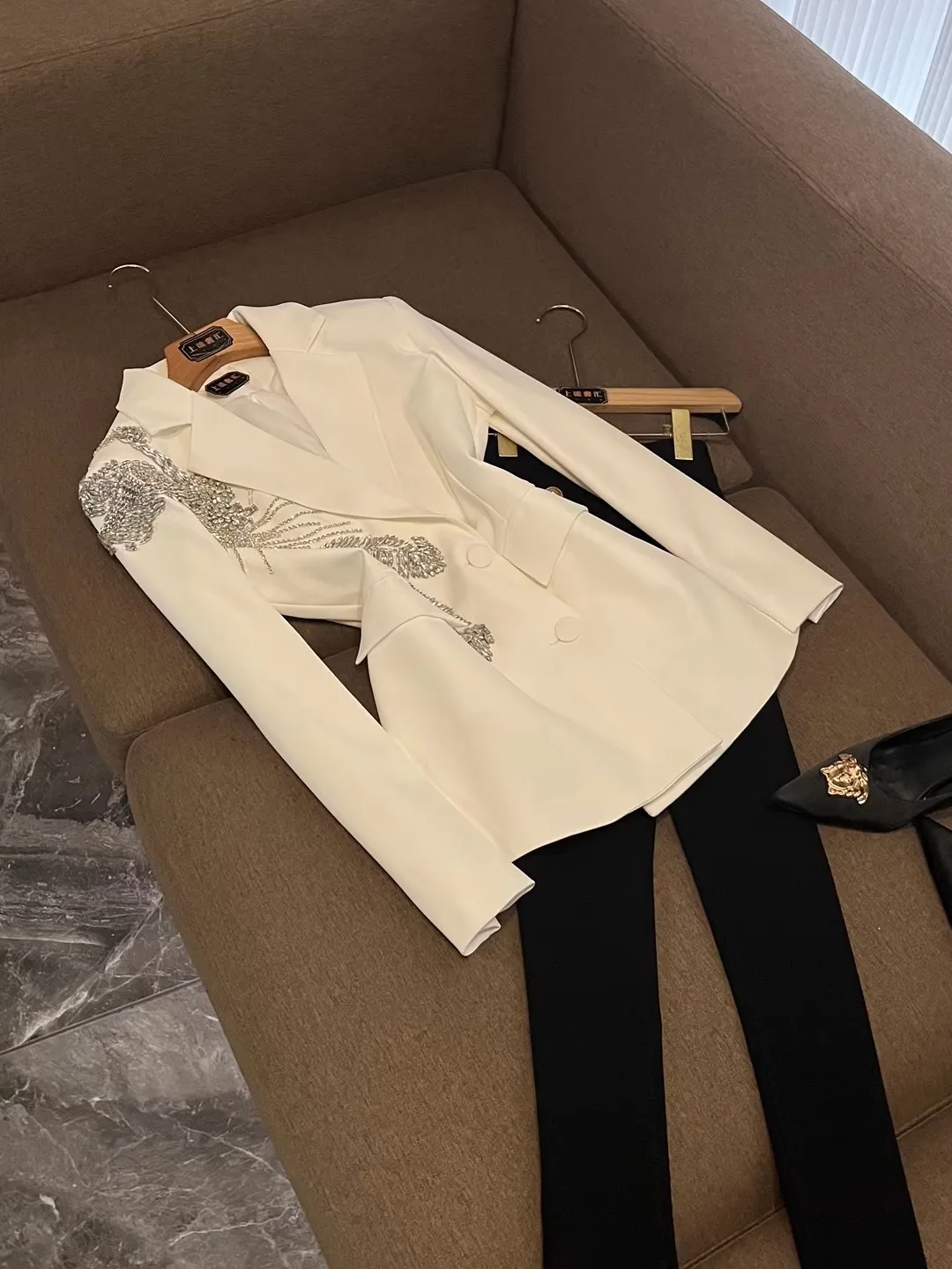 

Ele Slim Fit Busin женский костюм Jaet, осеннее новое длинное пальто све с вышивкой для поездок на работу и моди