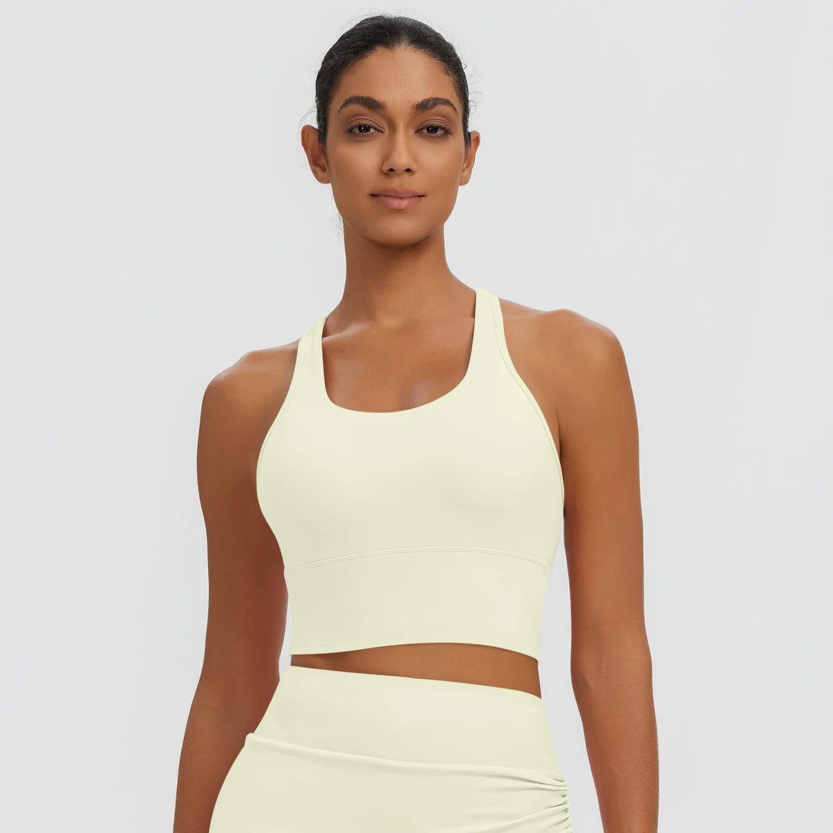 Schnell trocknendes, sexy Yoga-Top in I-Form, stoßdämpfendes Lauf-Yoga-Oberteil mit Brustpolster, einfarbiges Sommer-Fitness-Oberteil für das Training. – Detail 26