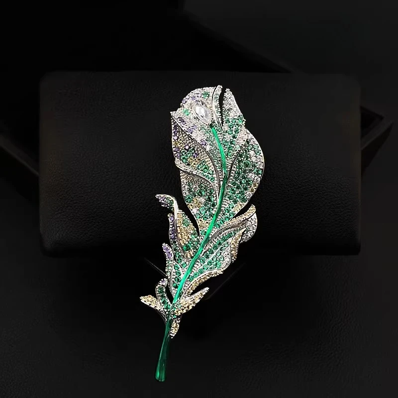 Green Turquoise Leaf Brooch for Women, Vintage Elegant Lapel Pin, High-end Alloy Suit Jacket Accessory, Luxury Jewelry Gift