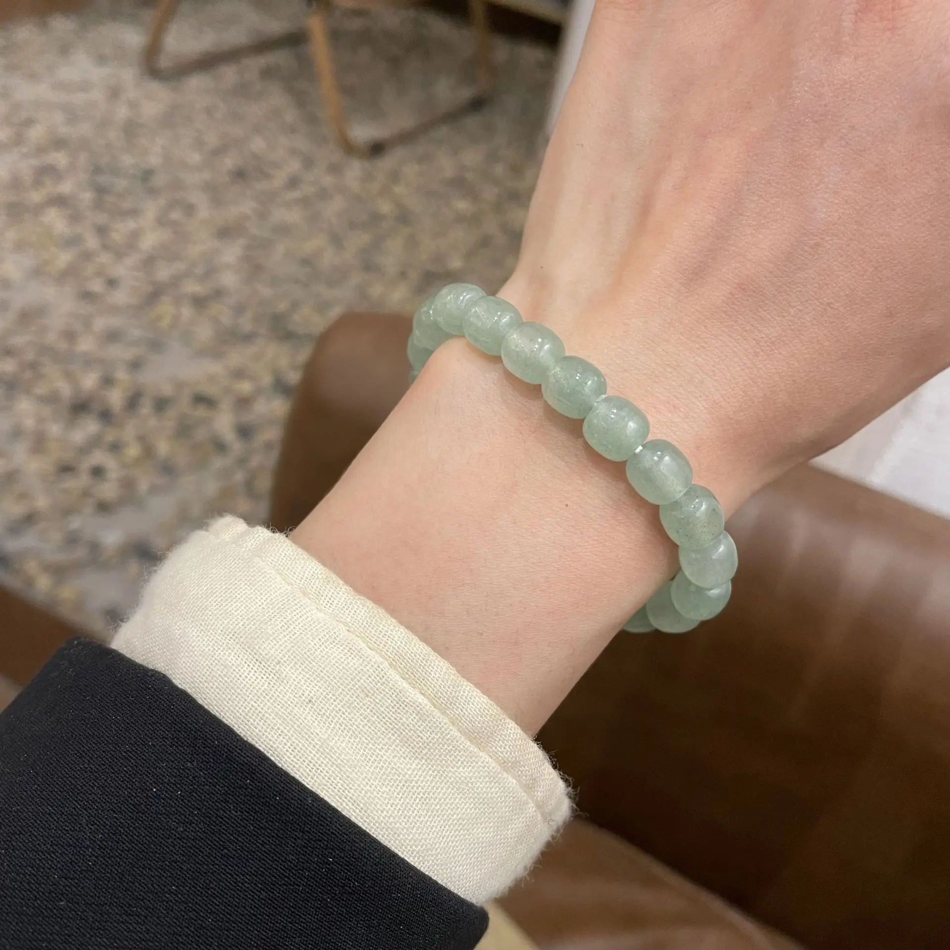 

Original Handmade New Chinese Style Cool White Single Circle Bracelet Old Shape Barrel Beads Handcraft Jewelry Gift