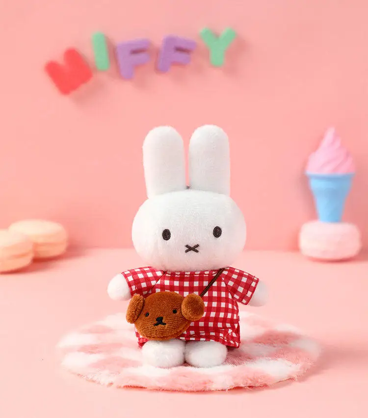 Nieuwe originele Miffy Rabbit reisserie hanger, trendy pop, blind box, rugzakdecoratie, bureaucollectie, speelgoed, verjaardagscadeaus