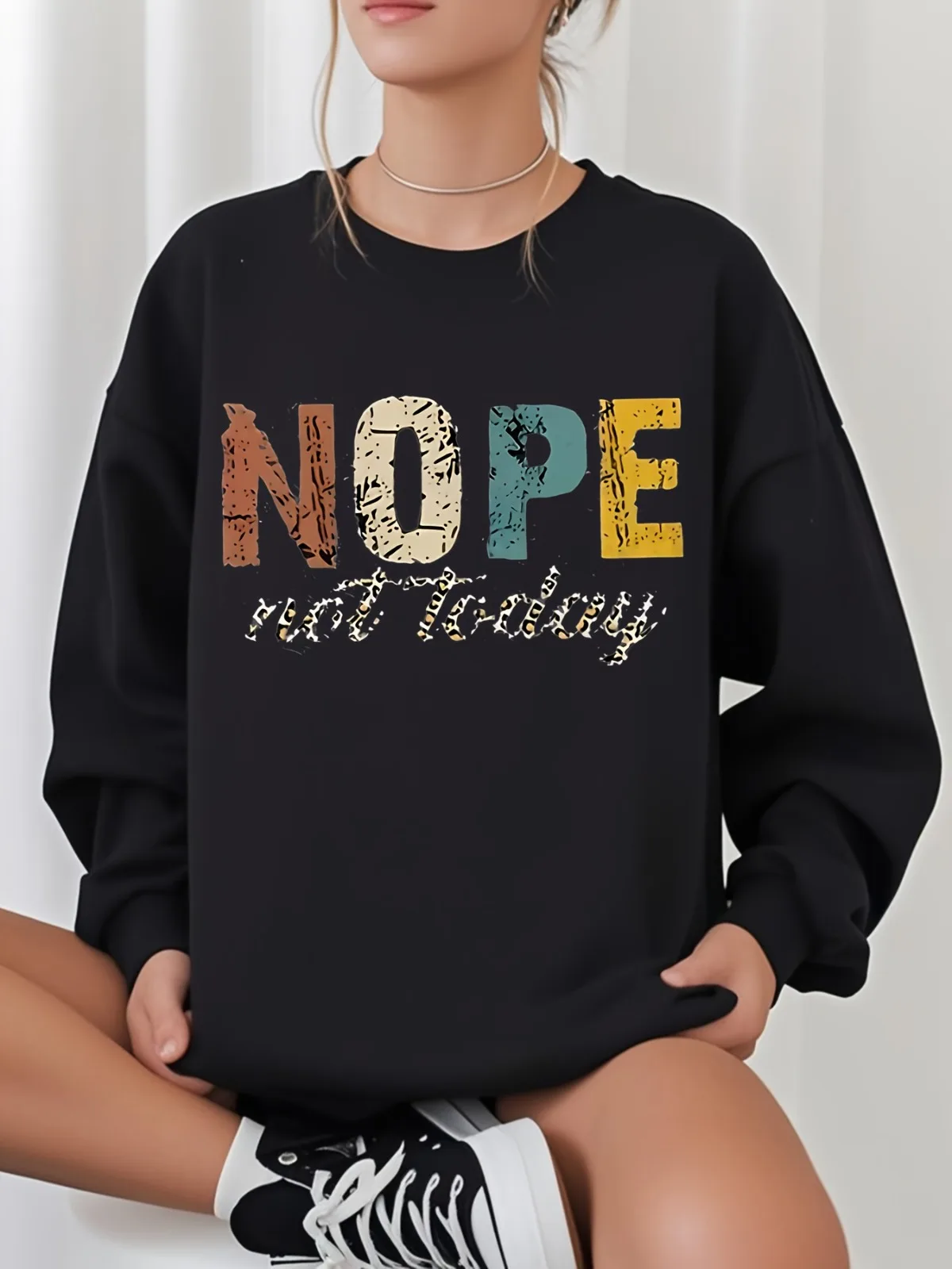 

Женский повседневный модный пуловер с буквенным принтом, толстовка с длинными рукавами и круглым вырезом, подходит для повседневной носки, праздничные подарки