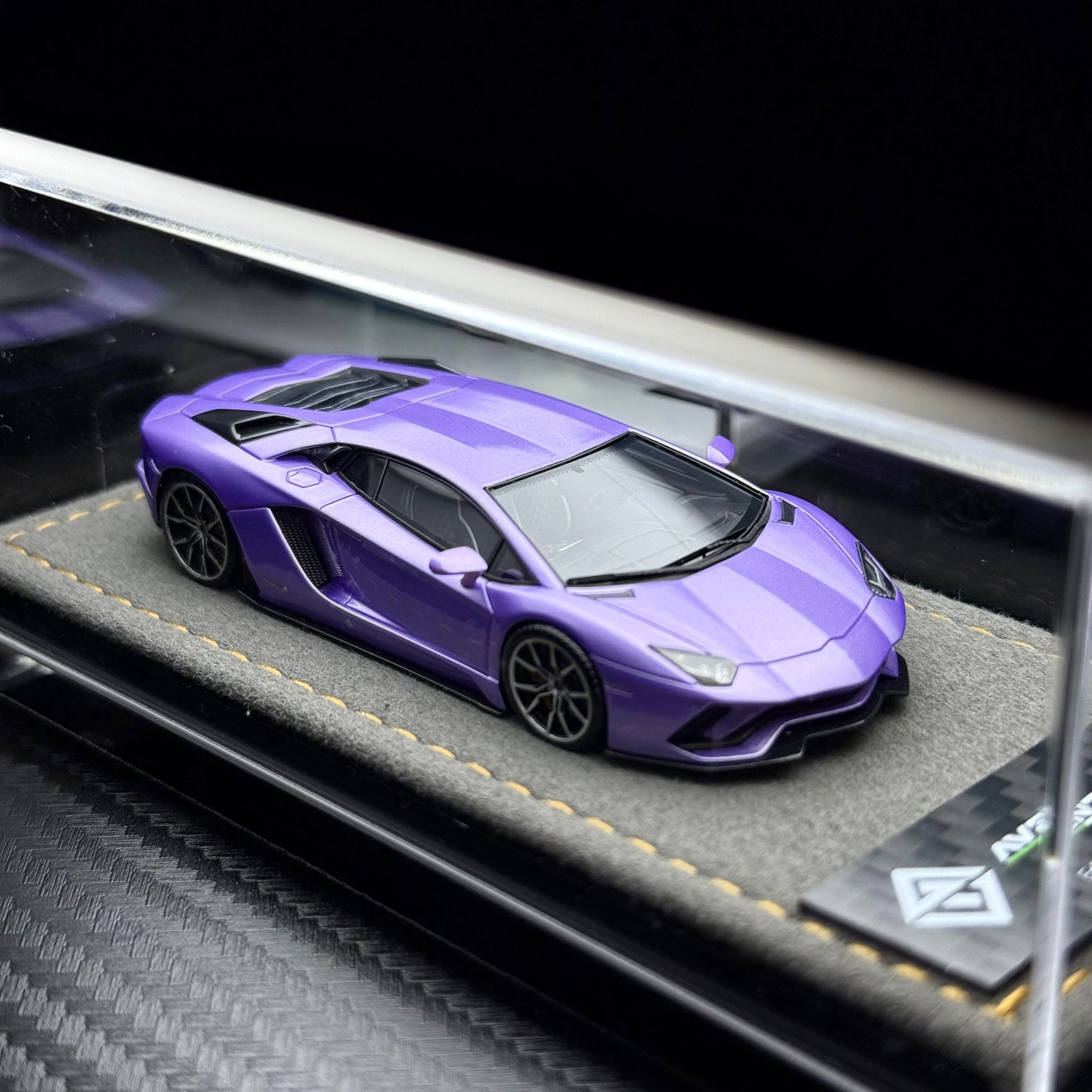 

GW God Wealth 1:64 Aventador lp740 Ice purple Diecast Model Car Resin Limited edition