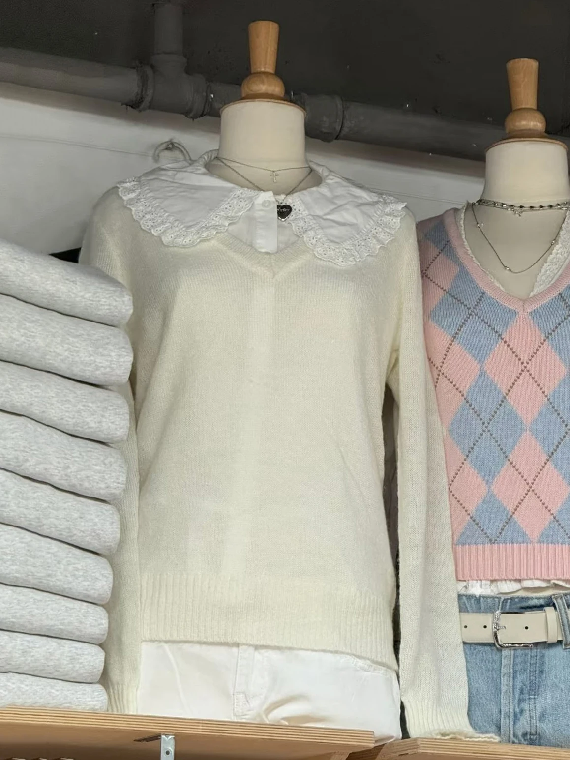 Bege camisola de malha feminina outono inverno com decote em v manga longa pulôver de algodão topos feminino sólido simples doce jumper 2025 novo