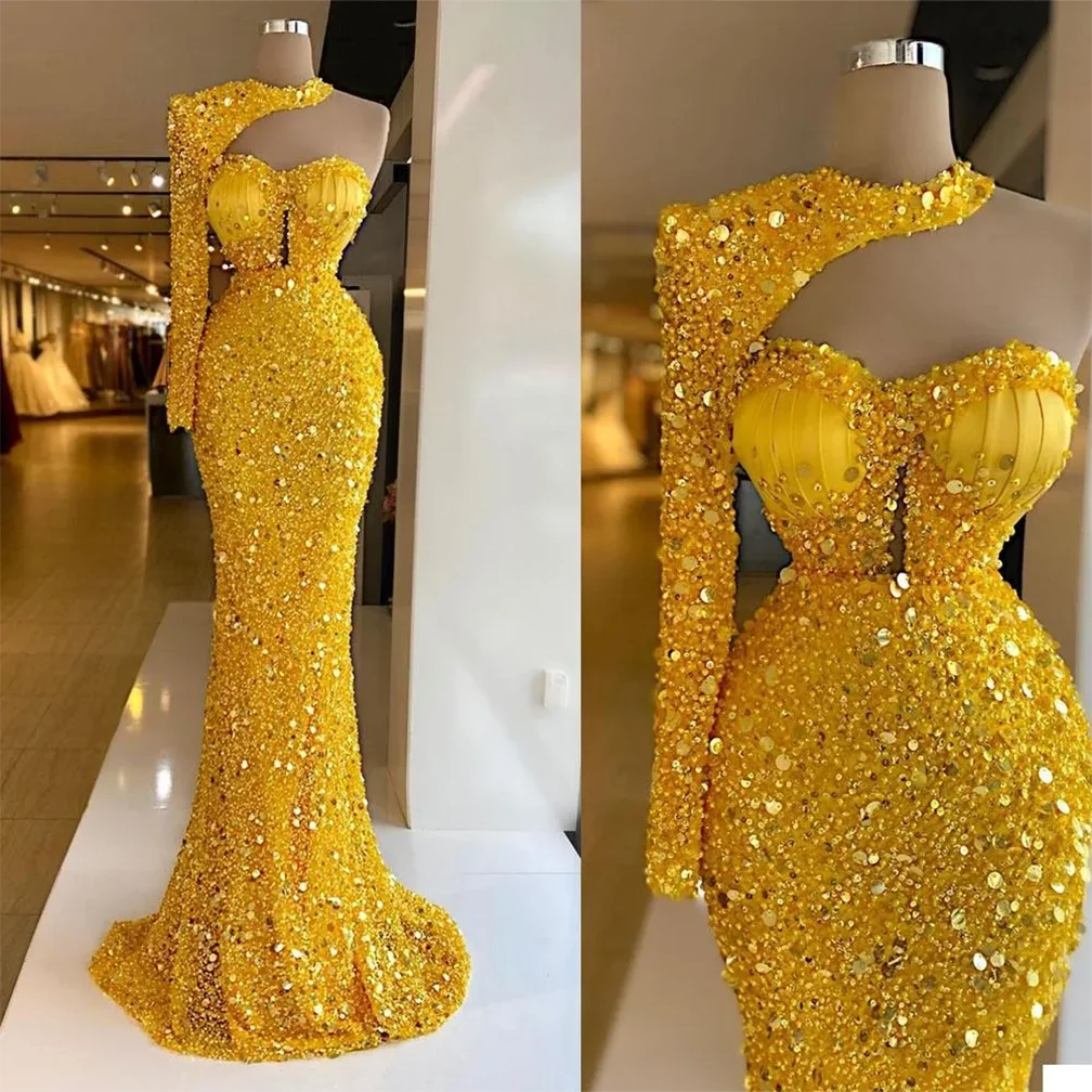 

Luxury Evening Dresses Bright Yellow Sequins Beads Halter Long Sleeves Prom Dress Formal Party Gowns Custom Made Sweep Train Rob