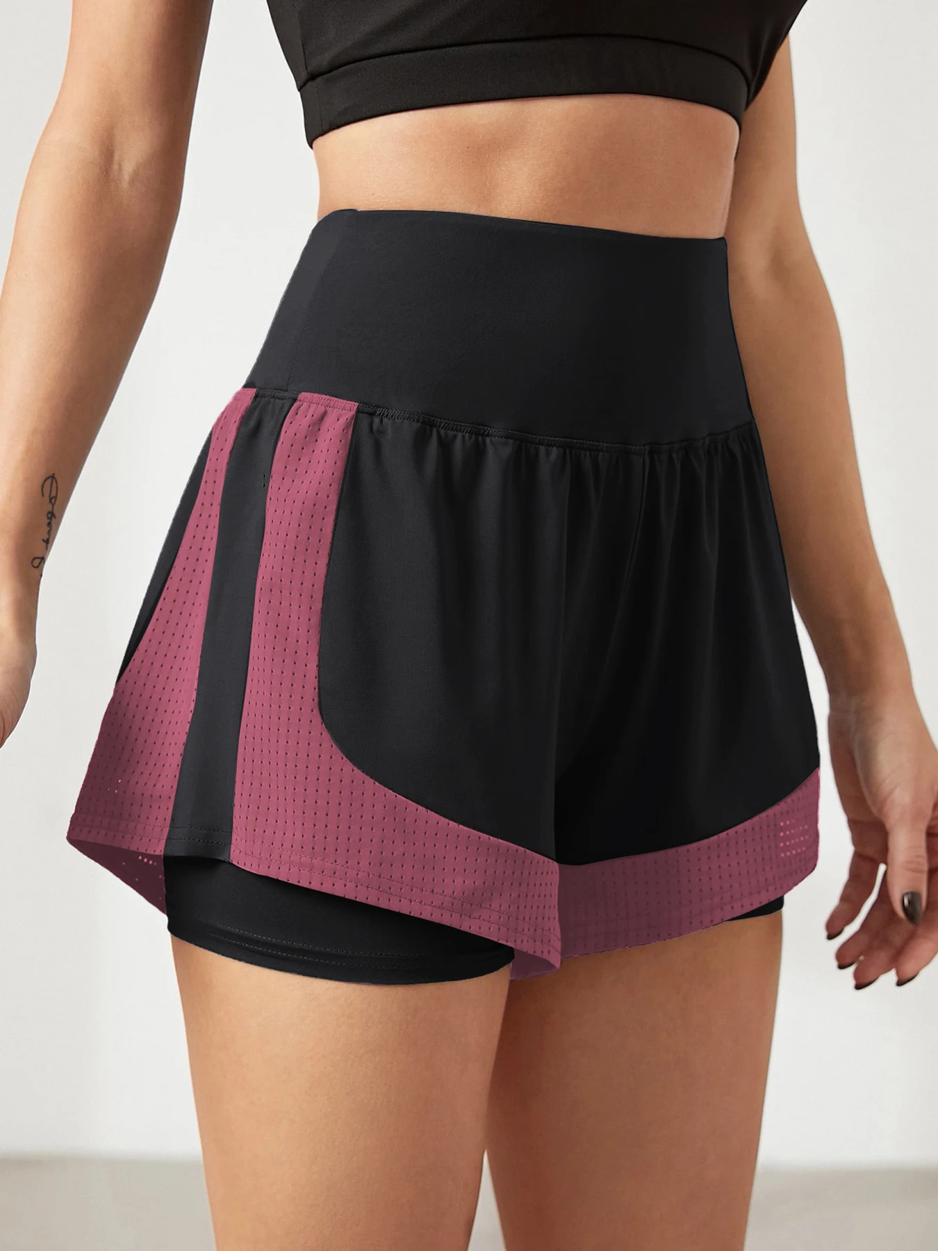 Women's Loose Running Shorts for Fast-Drying Training-Cross-border Yoga Gym Thermal Pants with Anti-Slip Design