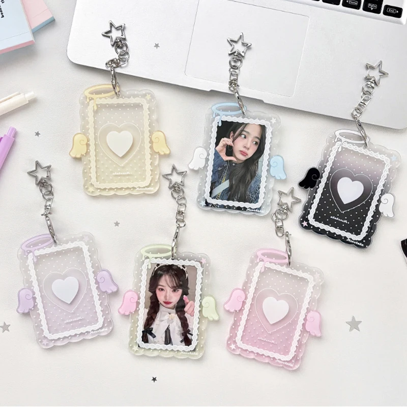 

Кремовый акриловый жесткий держатель для карт «Ангельские крылья», 3 дюйма, для фотокарточек K-pop айдолов, чехол для ID-карт, защитный чехол-брелок-подвеска