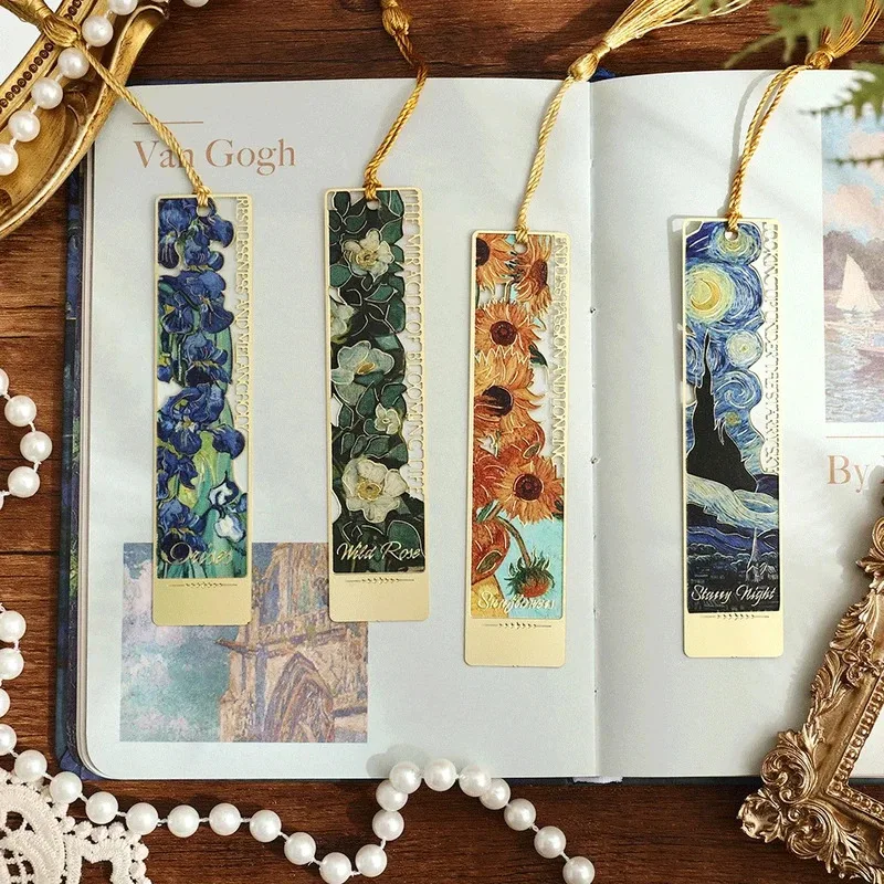 1pc Hollow Literary Flower Metal Bookmark Exquisite Painting Sunflower Iris Rose Shape Gifts for Book Lovers Writers Readers