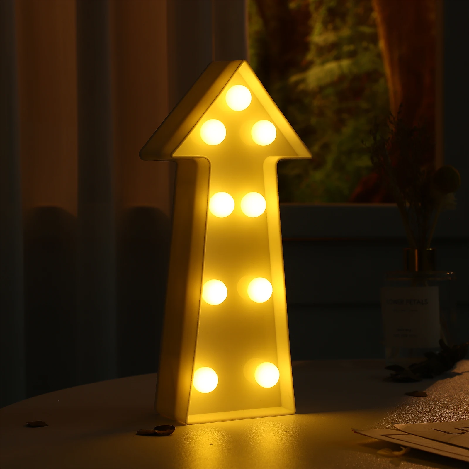 

Arrow Shaped LED Night Lamp Warm White Light Decorative Party Sign Modern Wall Decor Stage Lighting Commercial Lighting