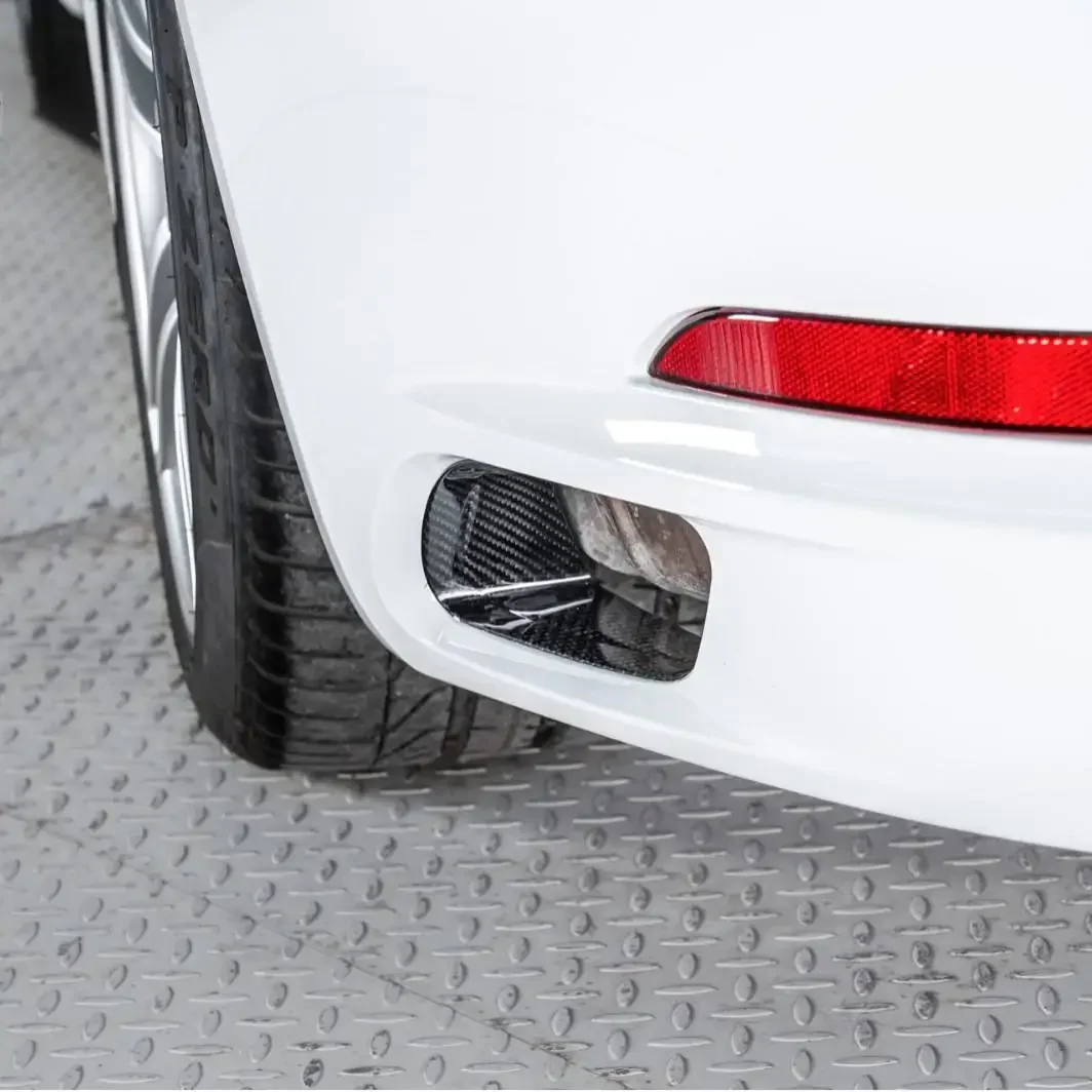 New Wet Carbon Fiber Rear Bumper Vent Diffuser for 911 991.2 2017-2019 OE Style Replacement Airflow Upgrade