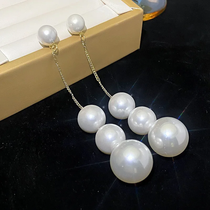 Exaggerate Big White Imitation Pearl Chain Tassel Dangle Earring for Women Simple Ear Jewelry Wholesale Christmas Gift