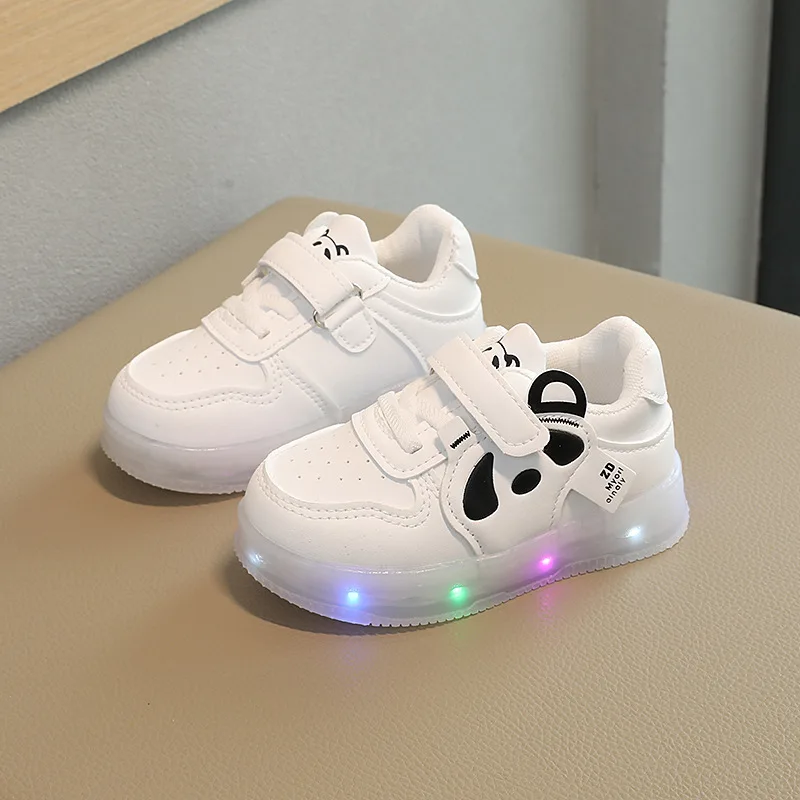 New Boys Girls Panda Glow Soft-Soled Shoes Spring Autumn Children Non-Slip Breathable Sports Shoes Comfortable Casual Shoes Kids