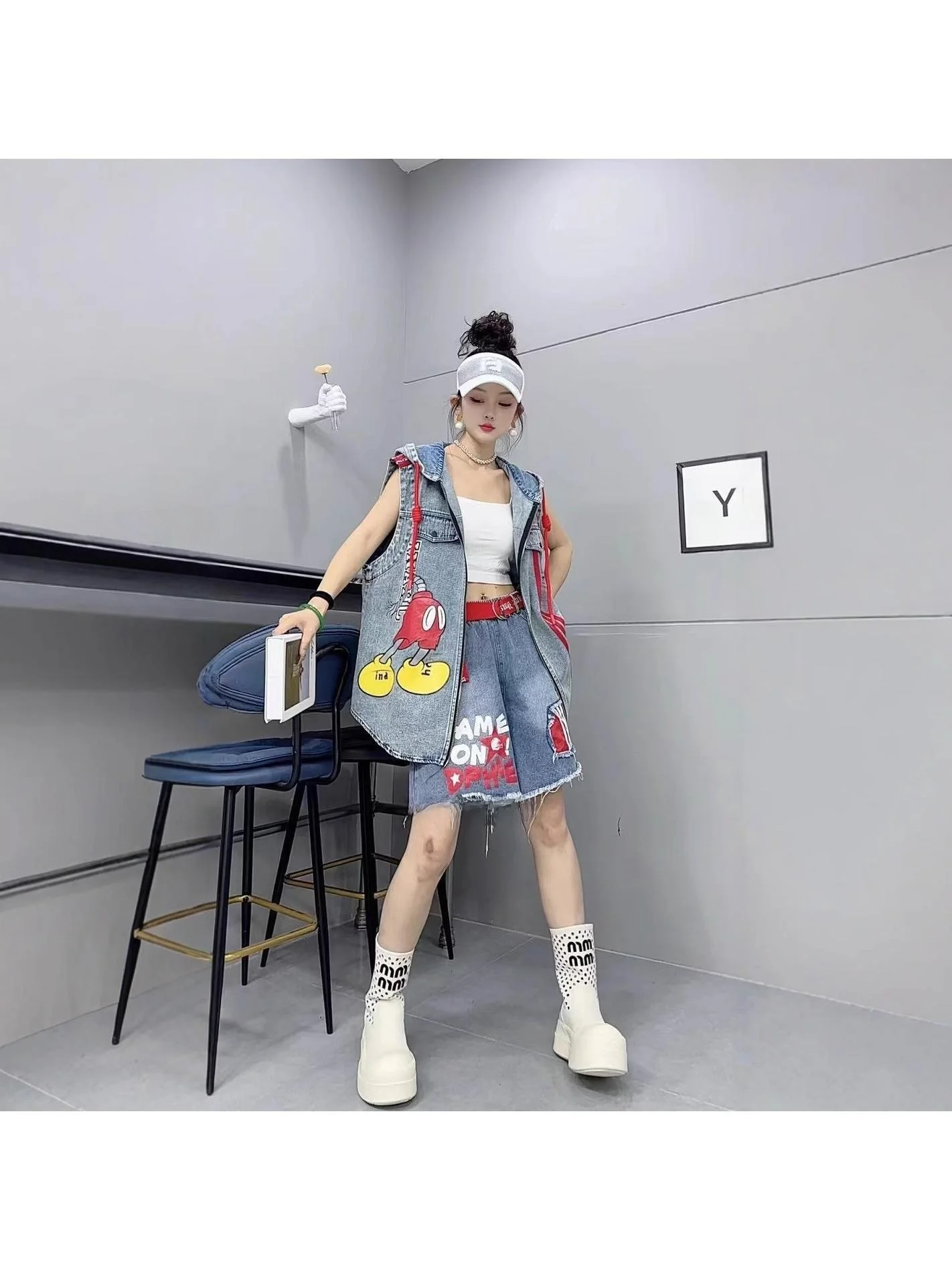 

European Style Denim Vest Women's Spring Summer New Personality Cartoon Letter Print Stripe Hooded Mid-Length Shoulder Pad