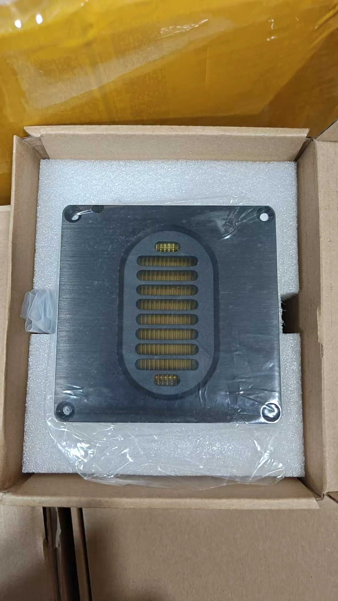 Samtronic 8Ohm 125W…