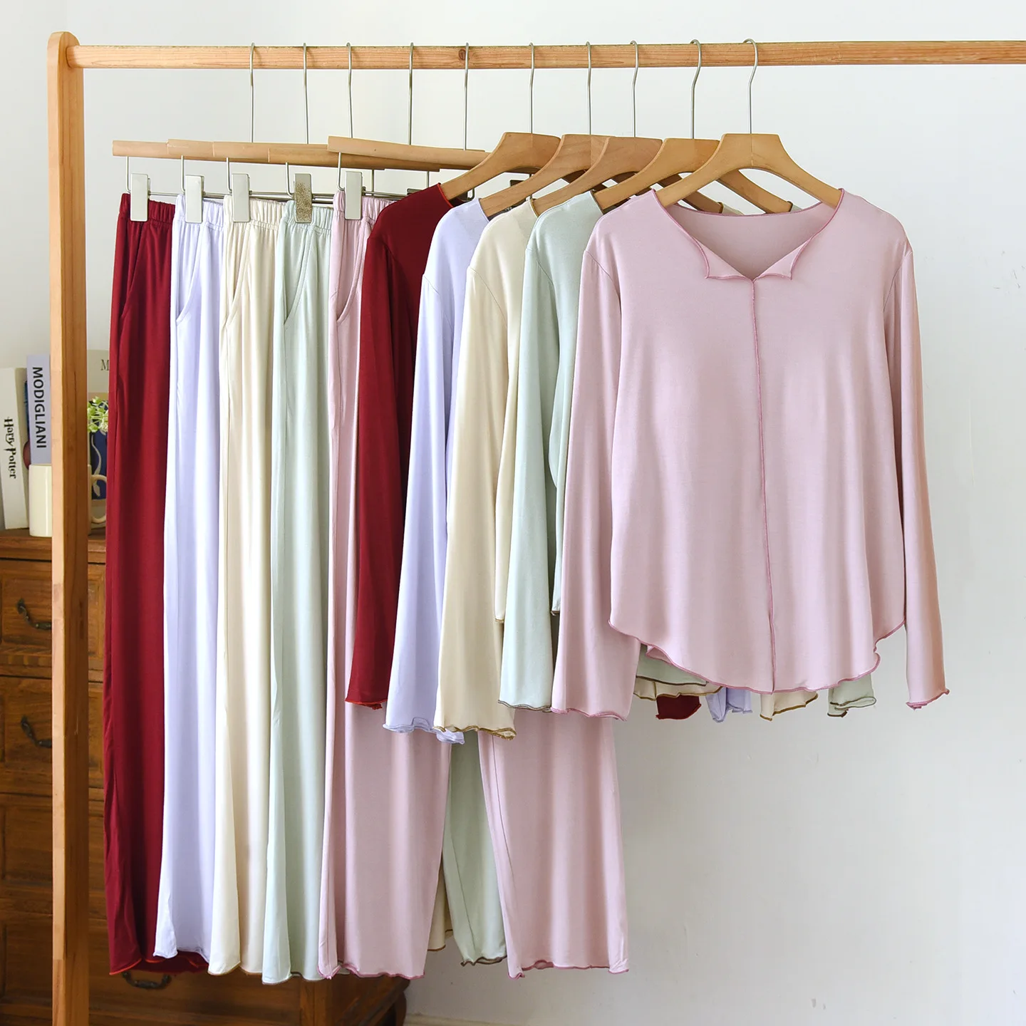 

Пижамный комплект из модала, женские пижамы, мягкая весенне-осенняя одежда для сна для сна, пижамные комплекты с длинными рукавами и чашкой на груди