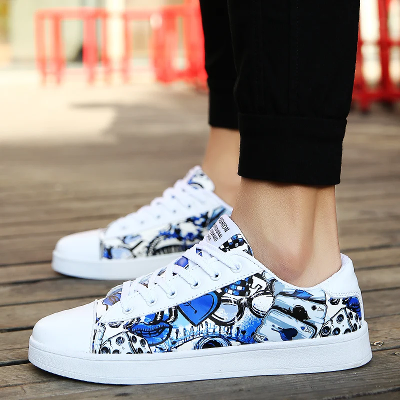 Fashion Graffiti Sneakers Men Hip Hop Skateboarding Shoes Comfortable Walking Platform Sneakers Man Couple Footwear Plus size 46