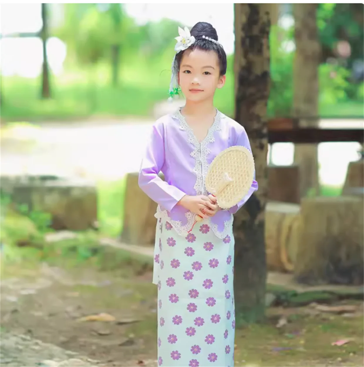 Xishuangbanna-東南アジアスタイルのダイ、民族服、女の子の服