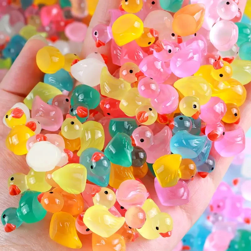 10/20 قطعة مضيئة صغيرة الراتنج البط بطة صغيرة توهج في الظلام البلاستيك الصغيرة مصغرة البط أرقام DIY بها بنفسك حديقة الجنية