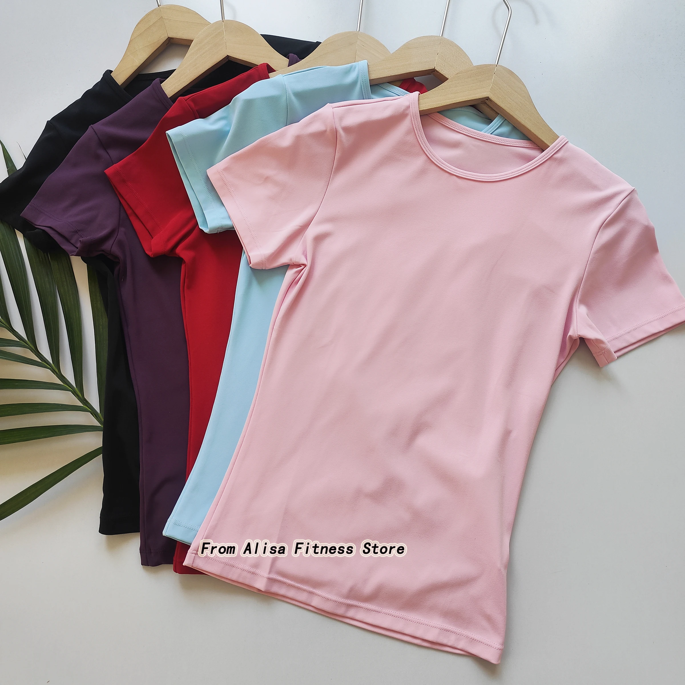 Women's Outdoor Sports Shirt Yoga Wear Fitness T-Shirt Quick Dry Running T-Shirt Workout Top Female Sportswear Exercise Clothing
