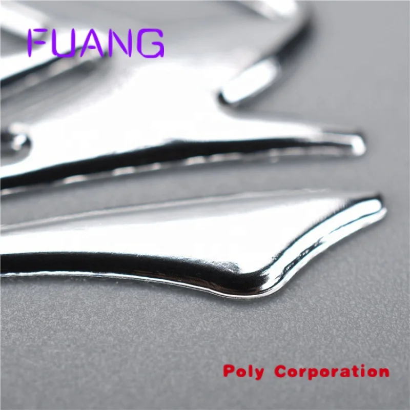 Рисунок 4 - Черная самоклеящаяся мягкая 3d-этикетка