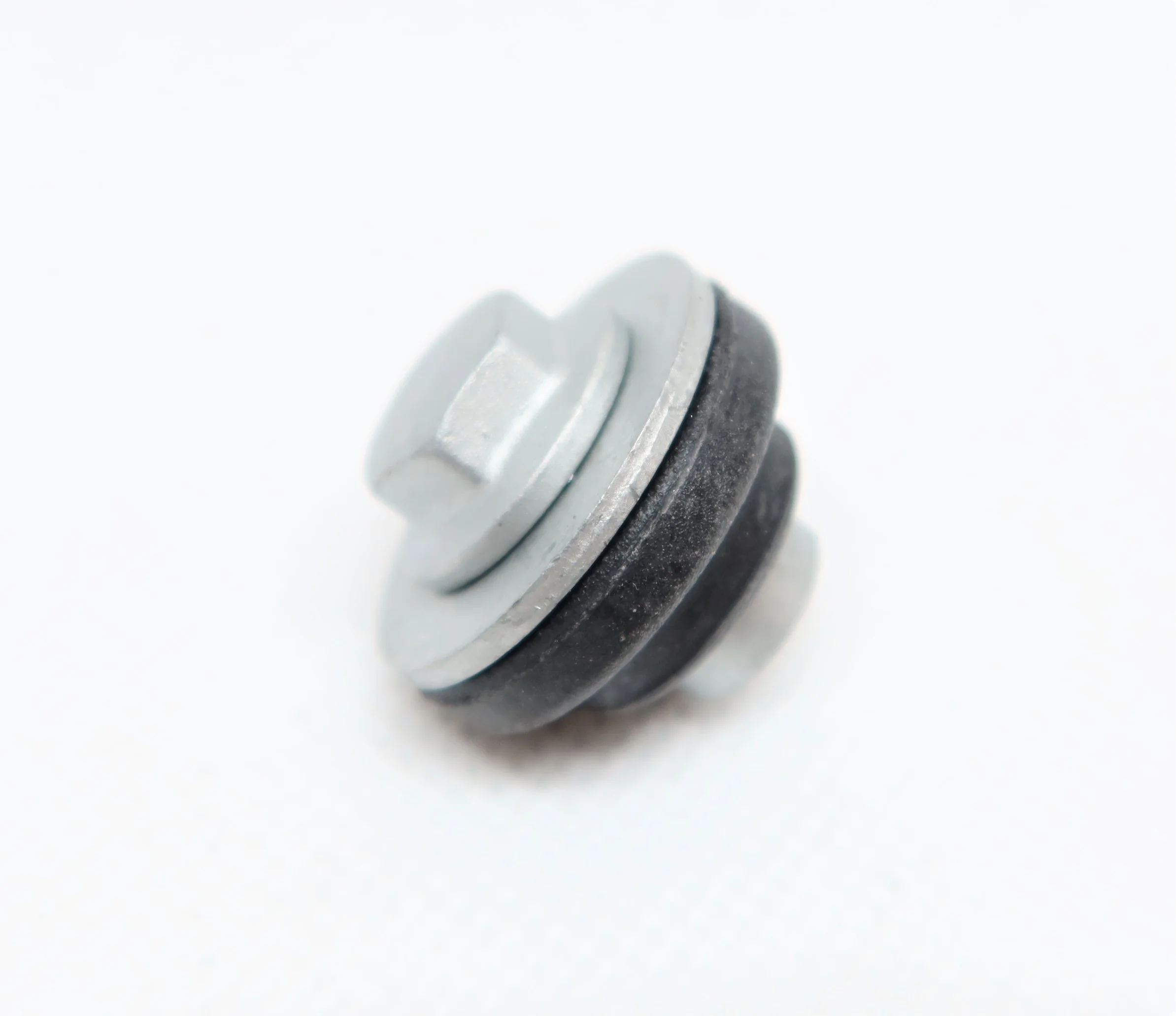 Valve cover screws For BMW E36 E46 E39 E60 545I 11121738607 view 3