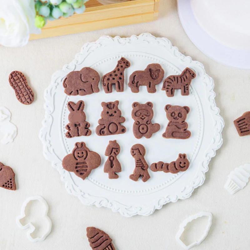 Cartoon Animal Cookie Cutter Fondant Mold Cake Decorating Tools Icing Cookie Mould Cute Lion Zebra Giraffe Biscuit Cutting Die