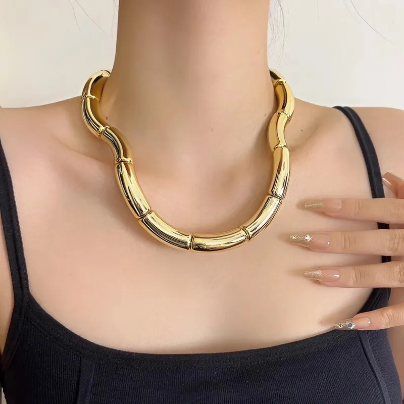Vintage Irregular Smooth Thick Tube Choker Necklace for Women European And American Style Personality Party Jewelry Accessories