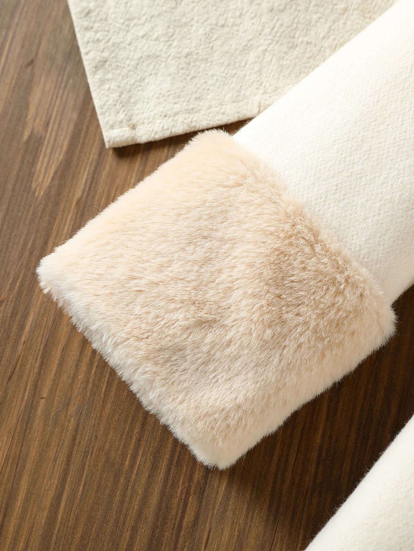 سترات بناتي للخريف والشتاء بتصميم جديد لعام 2025 معاطف للأطفال بياقة من الفرو معاطف تويد واحدة الصدر ملابس عصرية دافئة من 1 إلى 6 سنوات #4